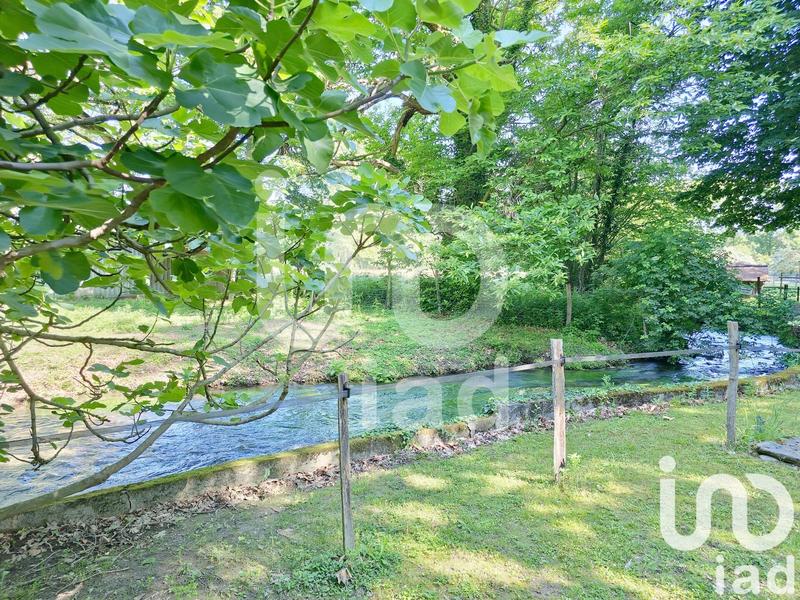 Maison - 14 650 m² - 2 pièces