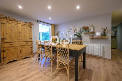 Maison - 175 m² - 6 pièces