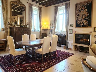 Maison - 175 m² - 7 pièces
