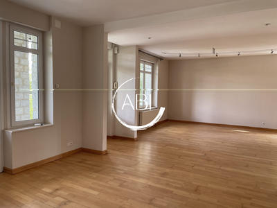 Maison ancienne - 150 m² - 4 pièces