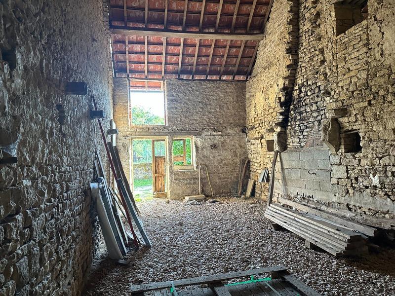 Terrain constructible - 1 717 m²