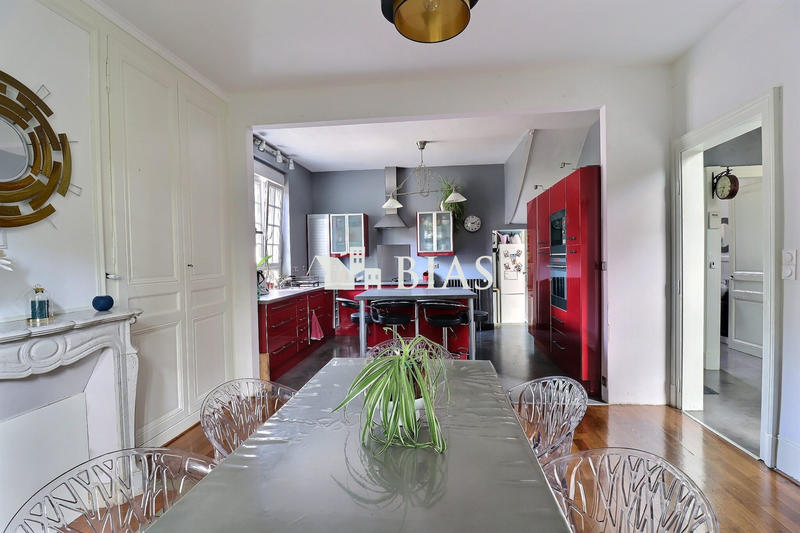 Maison - 145 m² - 6 pièces