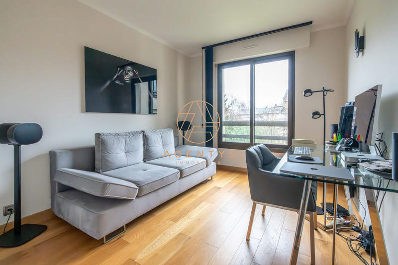 Appartement - 122 m² - 5 pièces