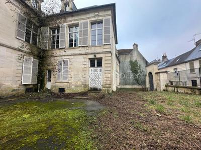 Immeuble - 1 340 m² - 33 pièces