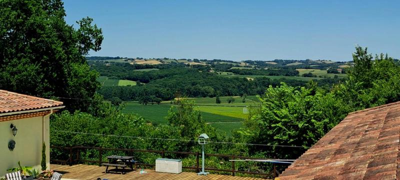 Maison - 400 m² - 8 pièces