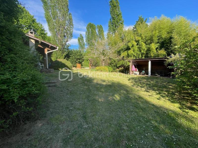 Propriété - 280 m² - 12 pièces