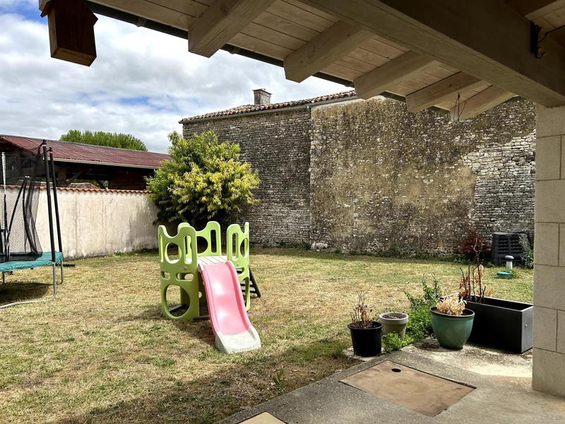 Maison - 142 m² - 5 pièces