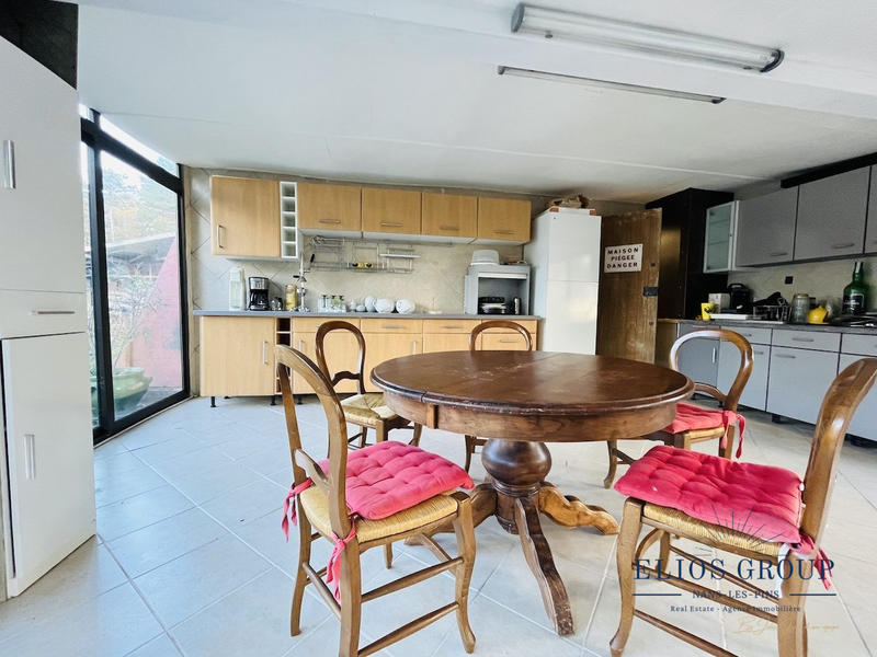 Maison - 88 m² - 4 pièces