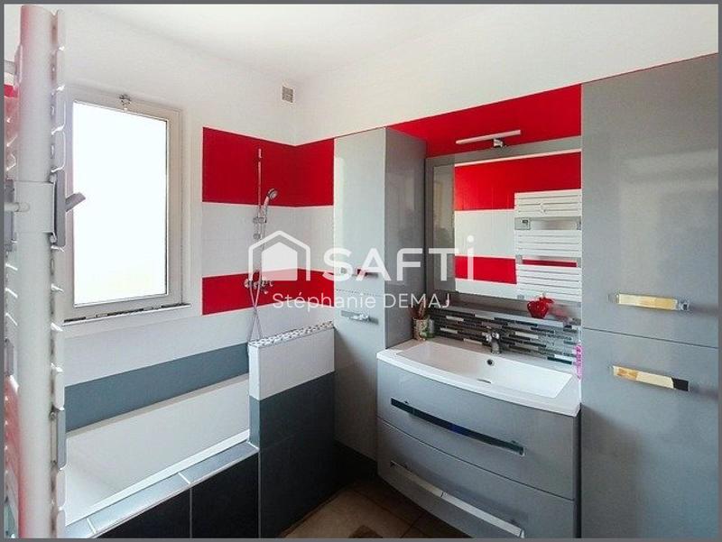 Maison - 123 m² - 5 pièces