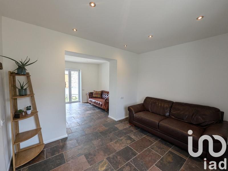 Maison - 187 m² - 11 pièces