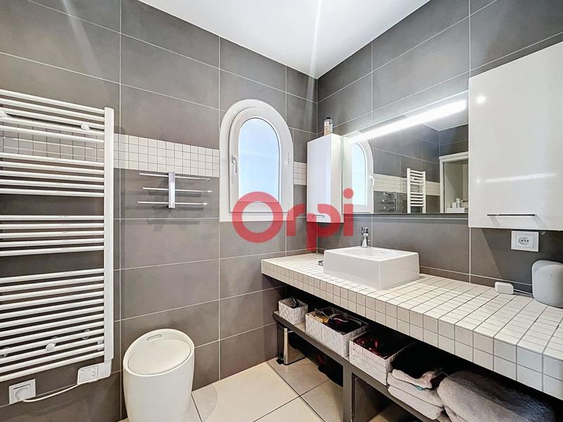 Maison - 112 m² - 4 pièces