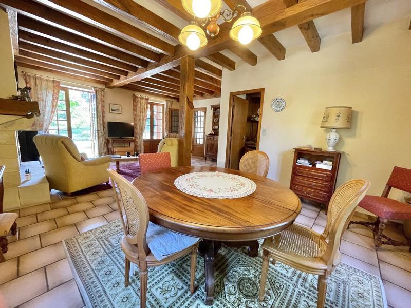 Maison traditionnelle - 155 m² - 6 pièces