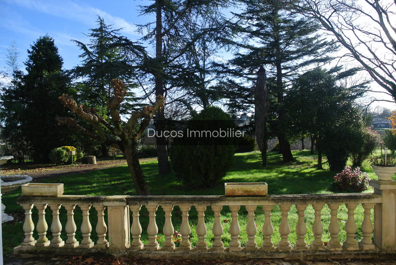 Maison - 244 m² - 7 pièces