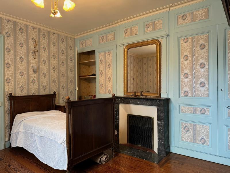 Maison ancienne - 194 m² - 8 pièces