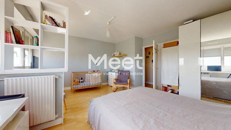 Appartement - 105 m² - 5 pièces