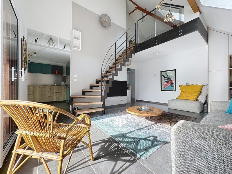 Appartement - 77 m² - 4 pièces