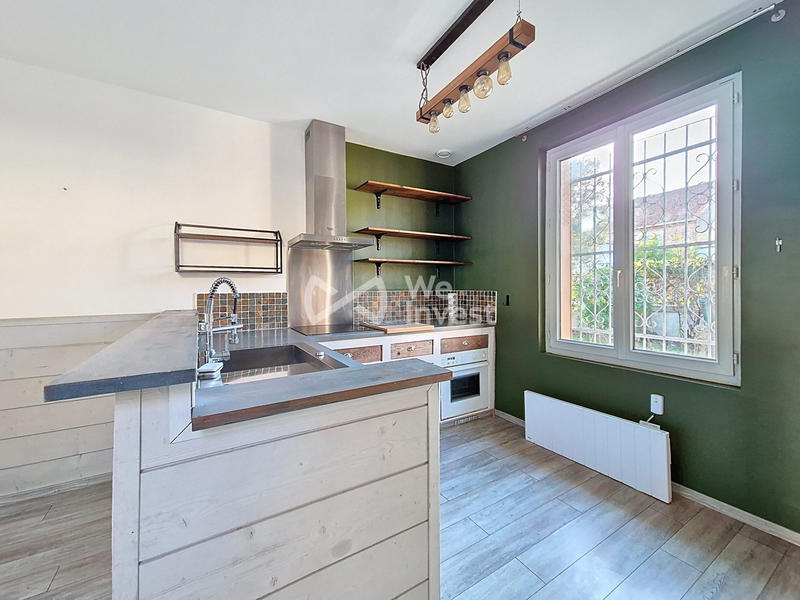 Maison - 90 m² - 5 pièces