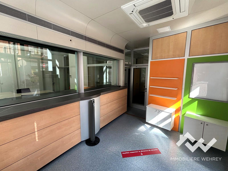 Local commercial - 96 m²