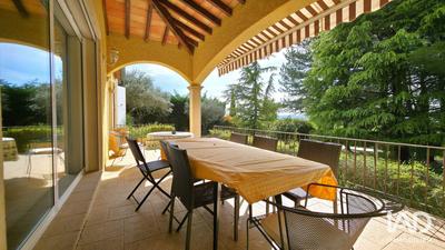 Maison - 150 m² - 4 pièces