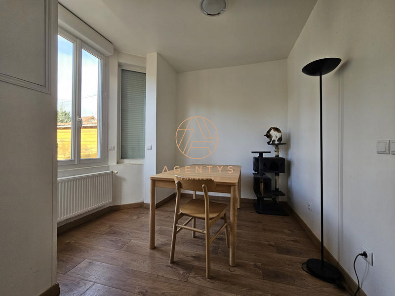 Maison - 80 m² - 4 pièces