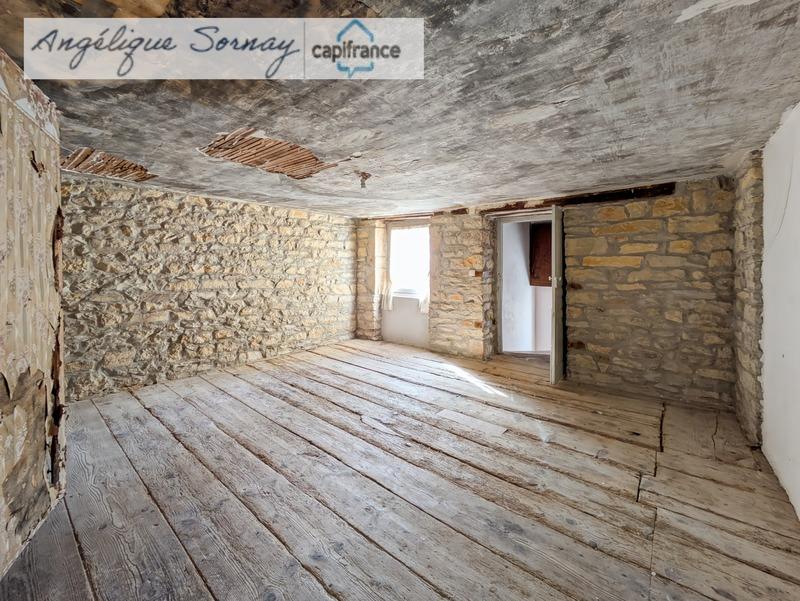 Maison - 98 m² - 5 pièces