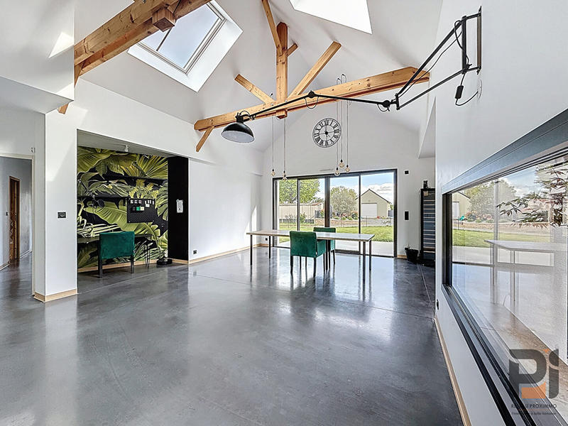 Maison - 145 m² - 5 pièces