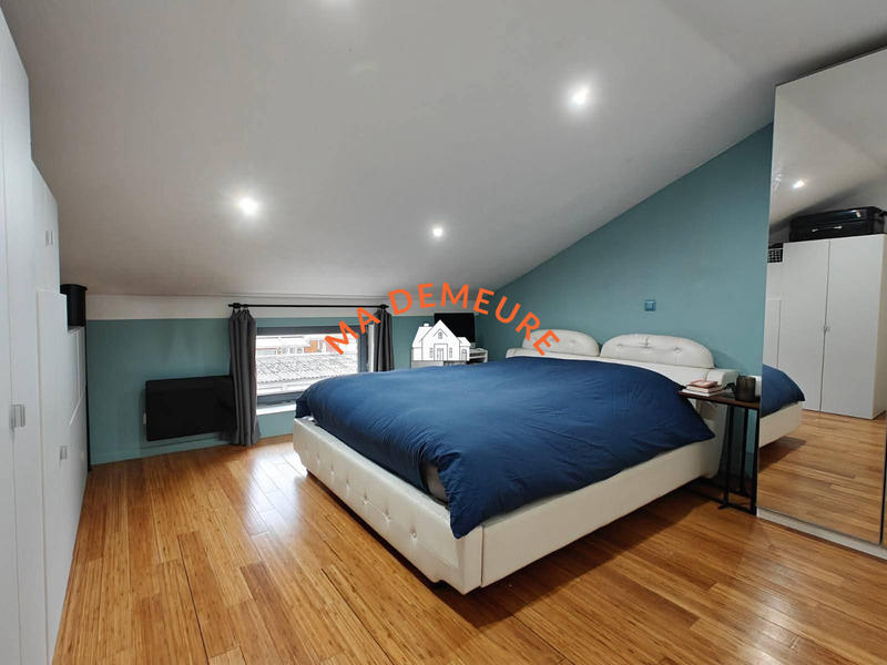 Loft - 178 m² - 8 pièces