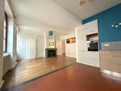 Appartement - 84 m² - 3 pièces