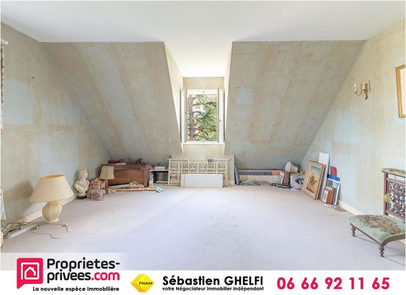 Maison - 198 m² - 11 pièces