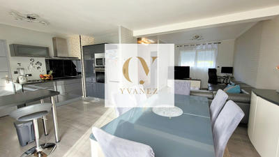 Maison - 103 m² - 5 pièces