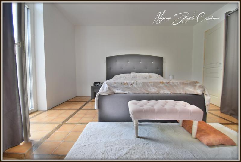 Maison de maîtres - 450 m² - 11 pièces