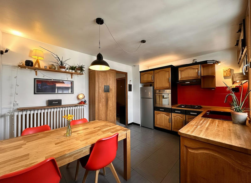 Appartement - 76 m² - 3 pièces