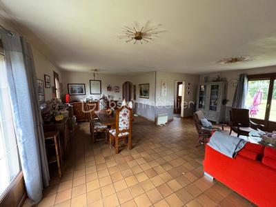 Maison - 145 m² - 6 pièces