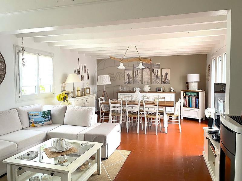 Maison - 96 m² - 5 pièces