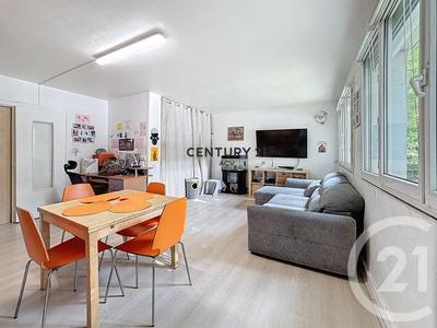 Appartement - 67 m² - 4 pièces