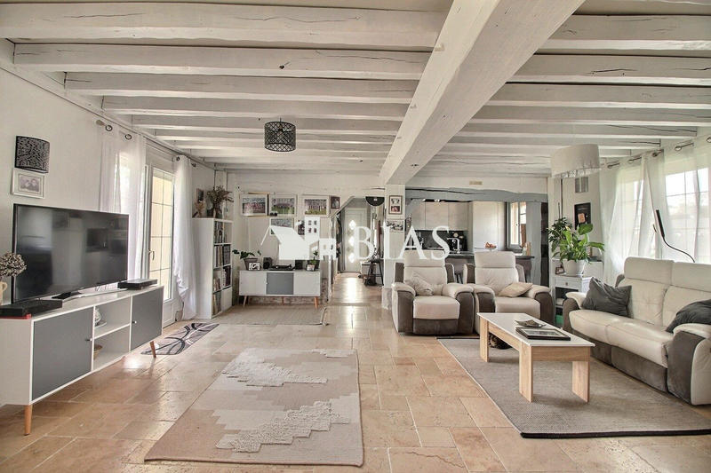 Maison - 160 m² - 5 pièces