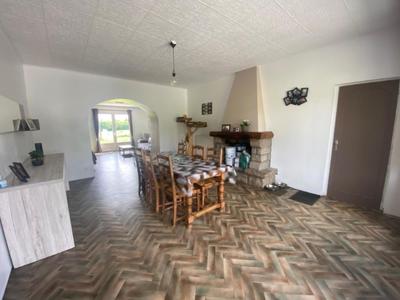 Maison - 160 m² - 7 pièces