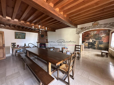 Maison - 148 m² - 10 pièces