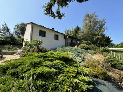 Maison - 107 m² - 5 pièces