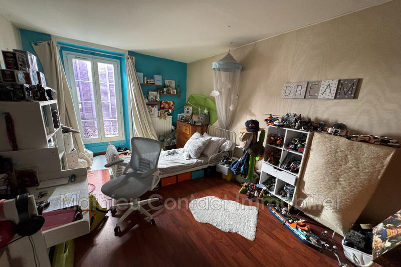 Maison - 314 m² - 10 pièces