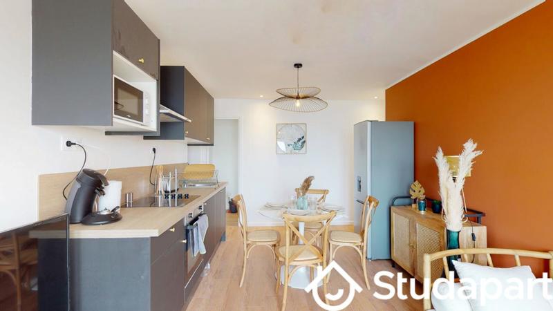 Chambre - 11 m² - 1 pièce