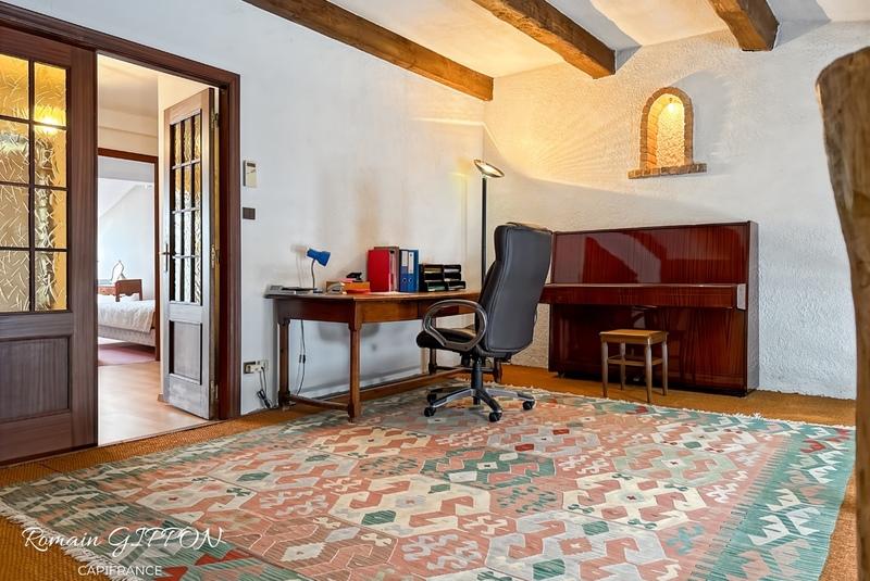 Maison de village - 215 m² - 7 pièces