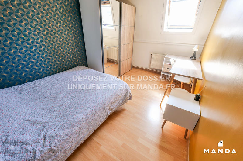 Chambre - 14 m² - 7 pièces