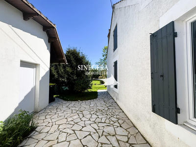 Maison - 105 m² - 4 pièces