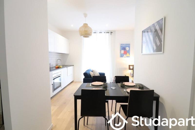 Chambre - 13 m² - 1 pièce