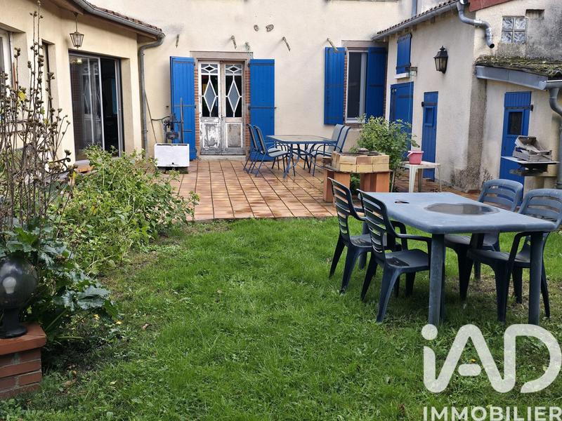Maison - 181 m² - 6 pièces