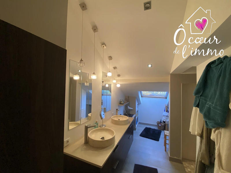 Maison - 138 m² - 7 pièces