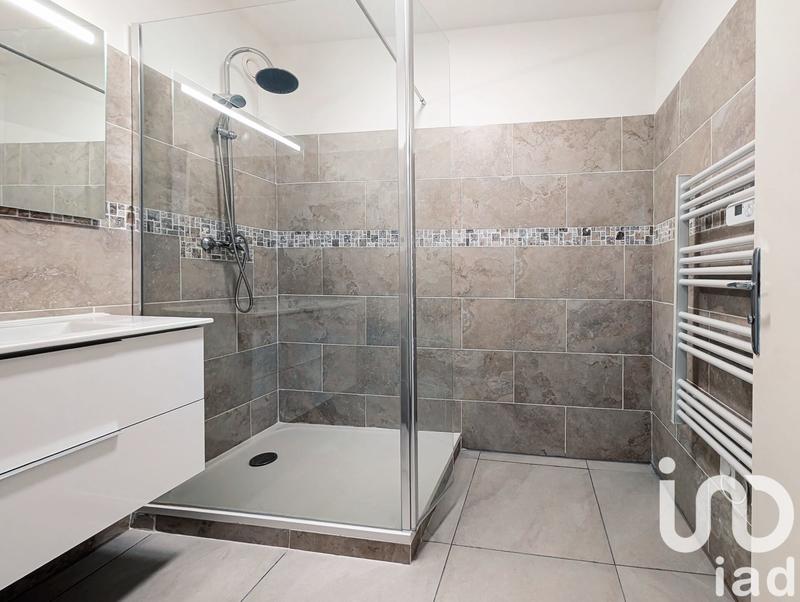 Appartement - 80 m² - 3 pièces