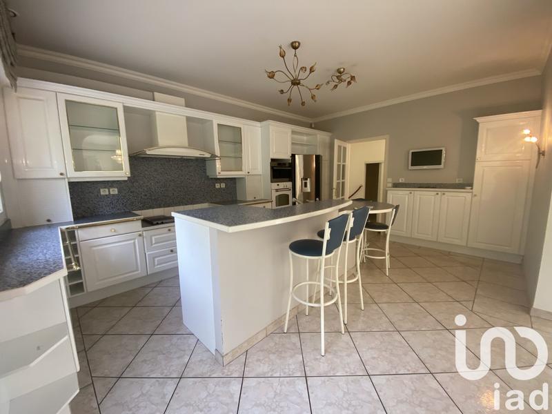 Maison de maîtres - 280 m² - 12 pièces