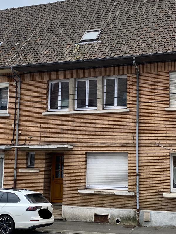 Maison de ville - 97 m² - 7 pièces